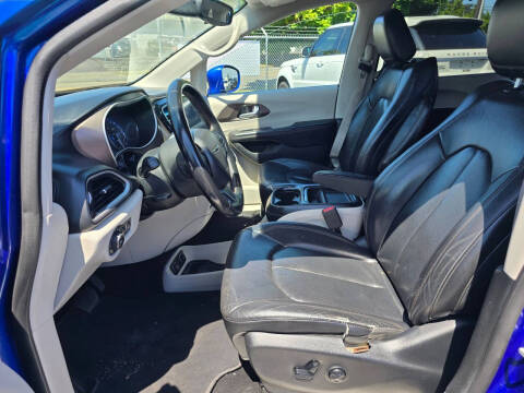 2018 Chrysler Pacifica Touring L