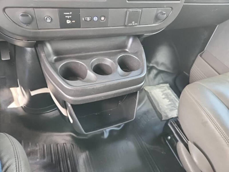 2019 Chevrolet Express 2500