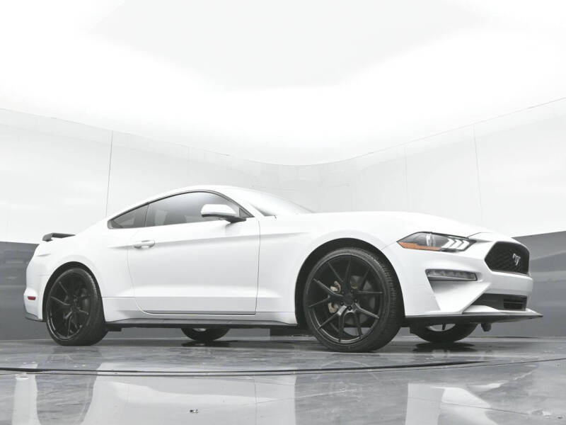 2020 Ford Mustang EcoBoost