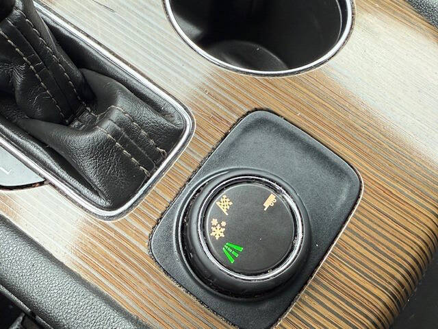 2017 GMC Acadia SLE-2