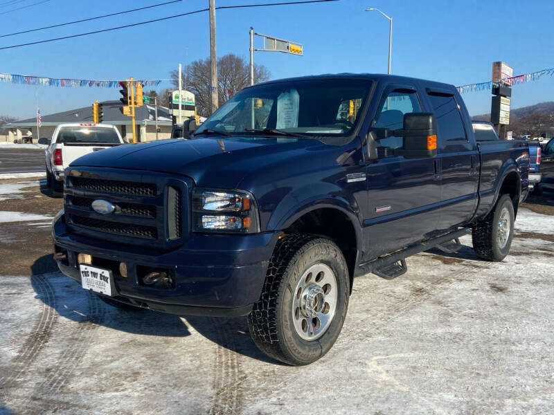2005 Ford F-350 Super Duty for sale at Toy Box Auto Sales LLC in La Crosse WI