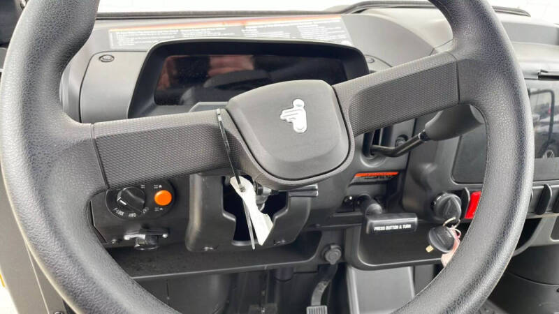 2024 Segway UT10S CREW