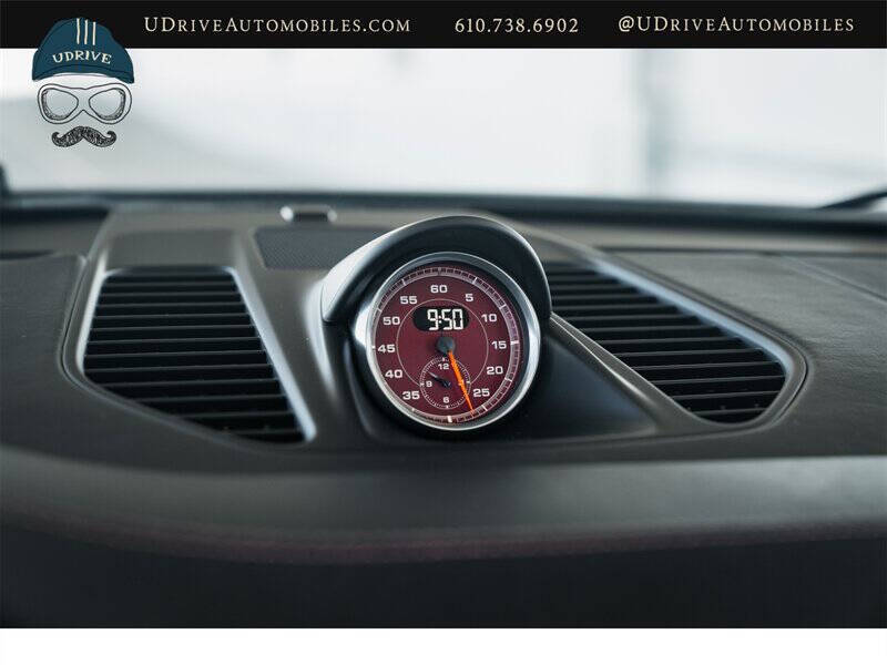 2017 Porsche 911 Carrera