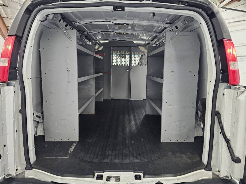 2018 GMC Savana 2500