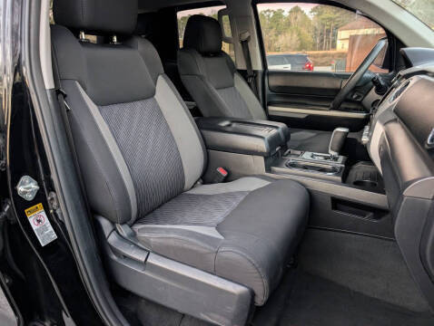 2015 Toyota Tundra SR5