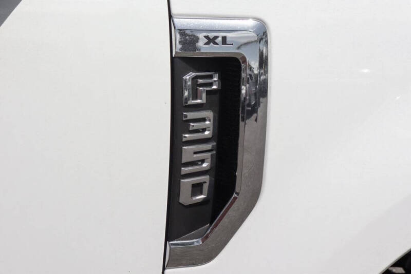 2022 Ford F-350 Super Duty XL