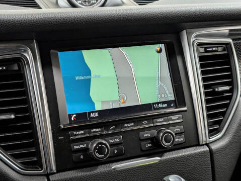 2015 Porsche Macan S