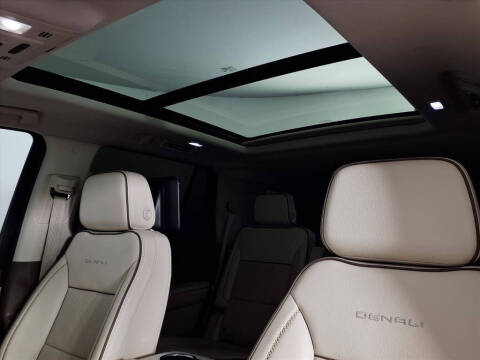 2023 GMC Yukon Denali