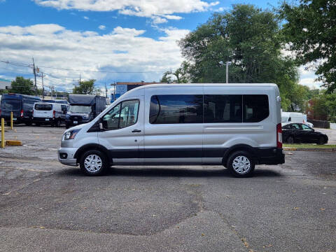 2024 Ford Transit 350 XLT