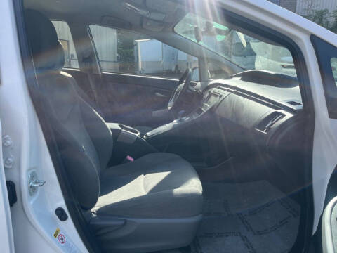 2012 Toyota Prius Three