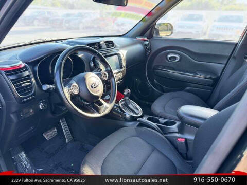 2015 Kia Soul +