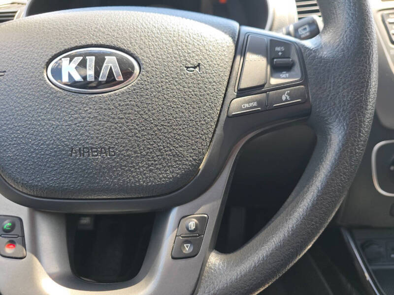 2015 Kia Sorento LX