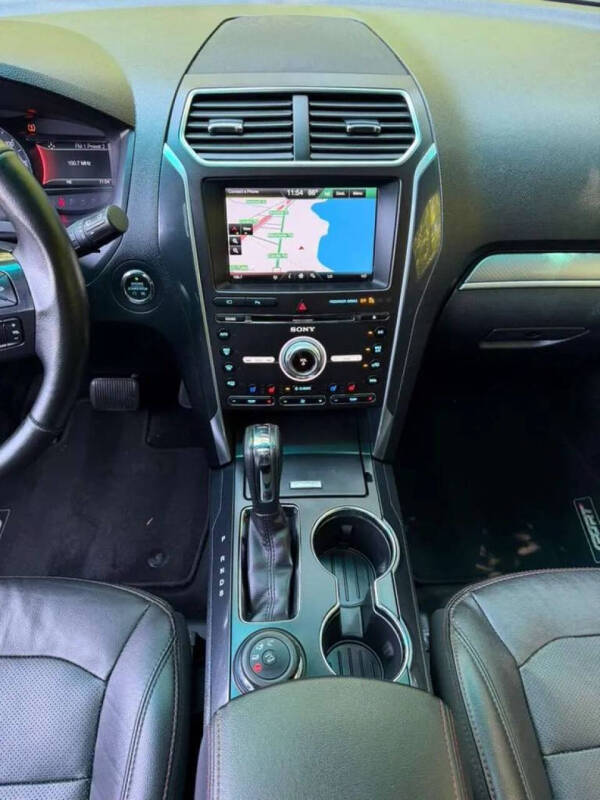 2016 Ford Explorer Sport