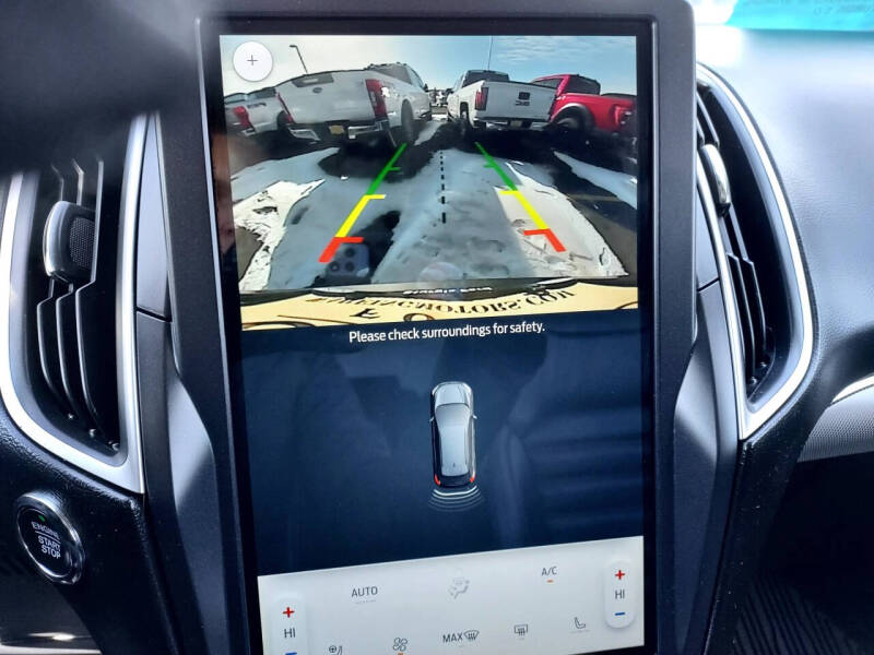 2022 Ford Edge SEL