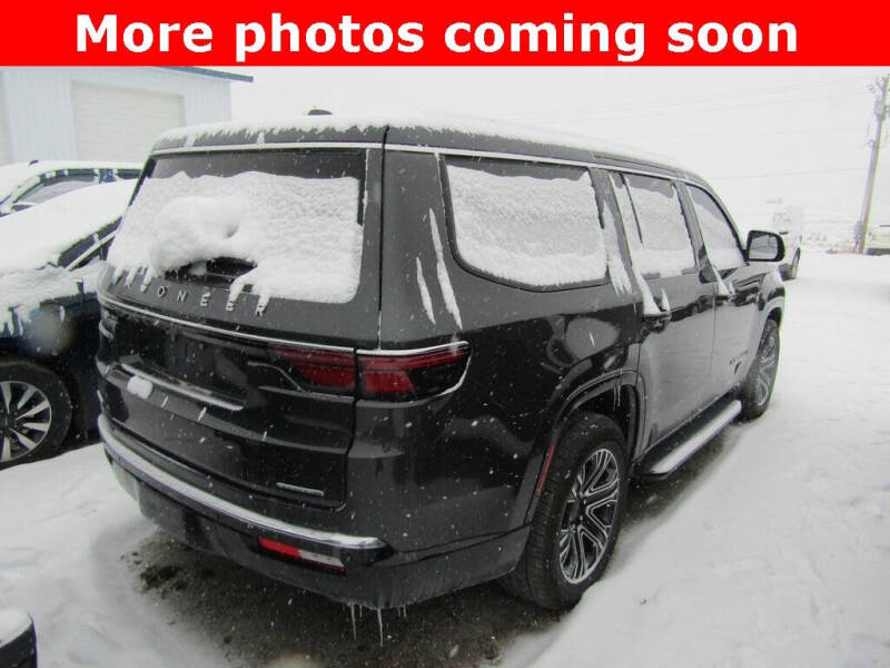 2022 Jeep Wagoneer Series III