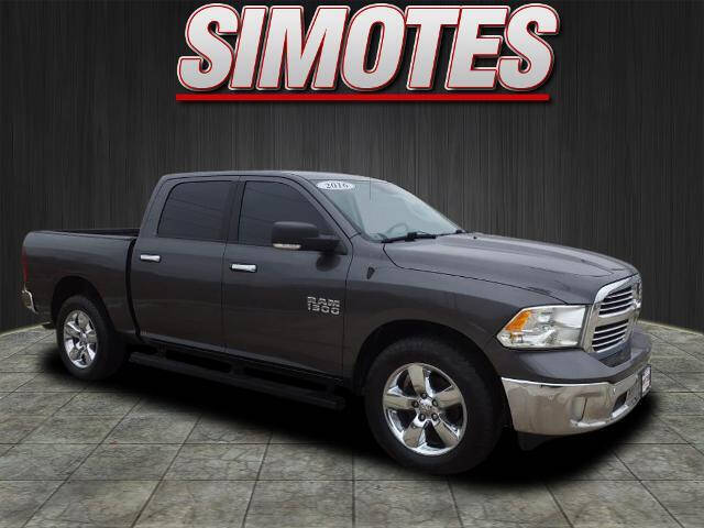 2016 RAM 1500 for sale at SIMOTES MOTORS in Minooka IL