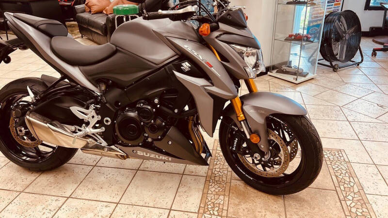 2017 Suzuki GSX-S1000F ABS