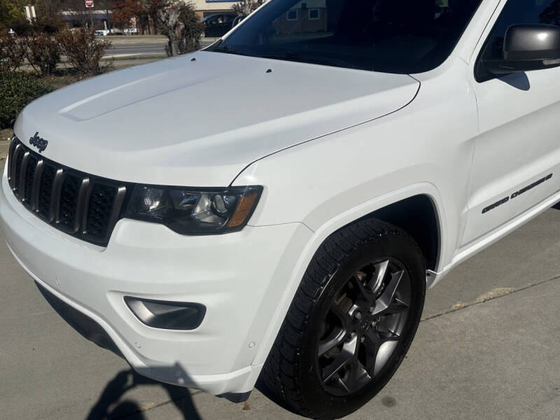 2021 Jeep Grand Cherokee 80th Anniversary Edition