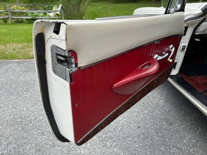 1963 Studebaker Avanti