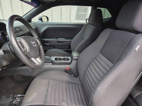 2014 Dodge Challenger SXT