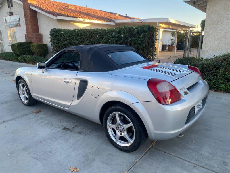 2001 Toyota MR2 Spyder