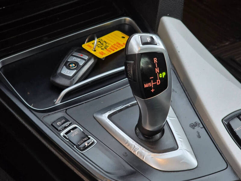 2018 BMW 3 Series 320i xDrive
