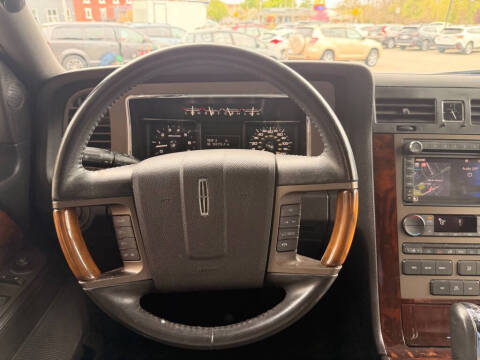 2013 Lincoln Navigator L
