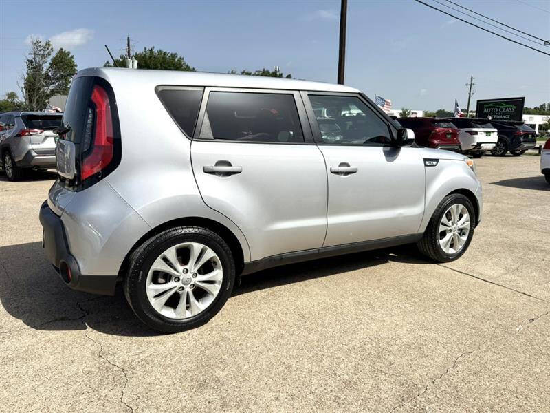 2015 Kia Soul +