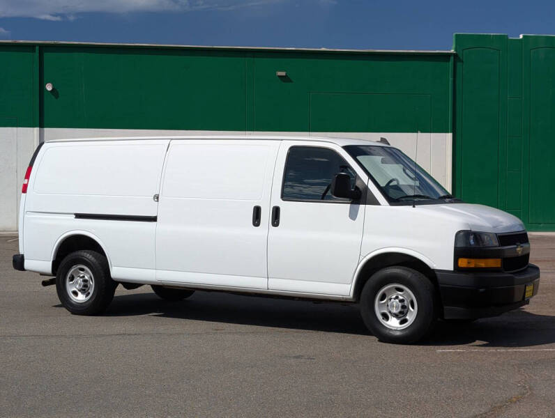 2021 Chevrolet Express 2500