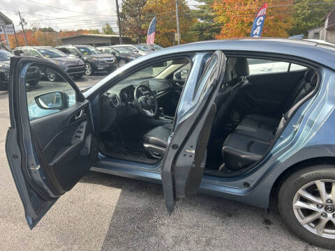 2015 Mazda MAZDA3 i Grand Touring