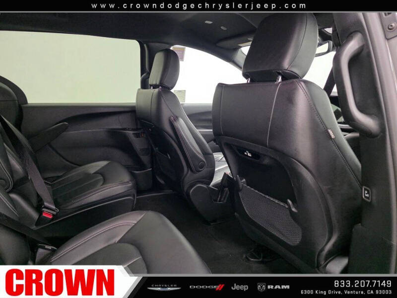 2022 Chrysler Pacifica Hybrid Touring L