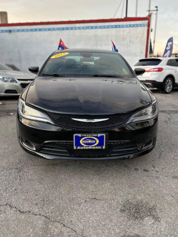 2015 Chrysler 200 S