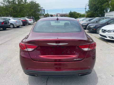 2015 Chrysler 200 S
