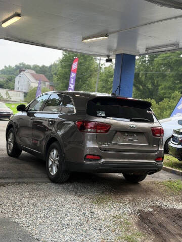 2019 Kia Sorento LX