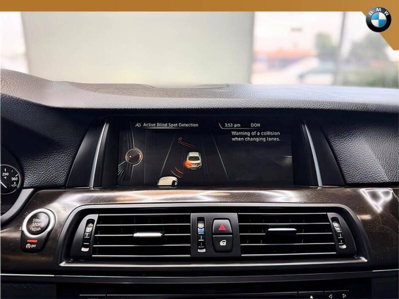 2016 BMW 5 Series 528i