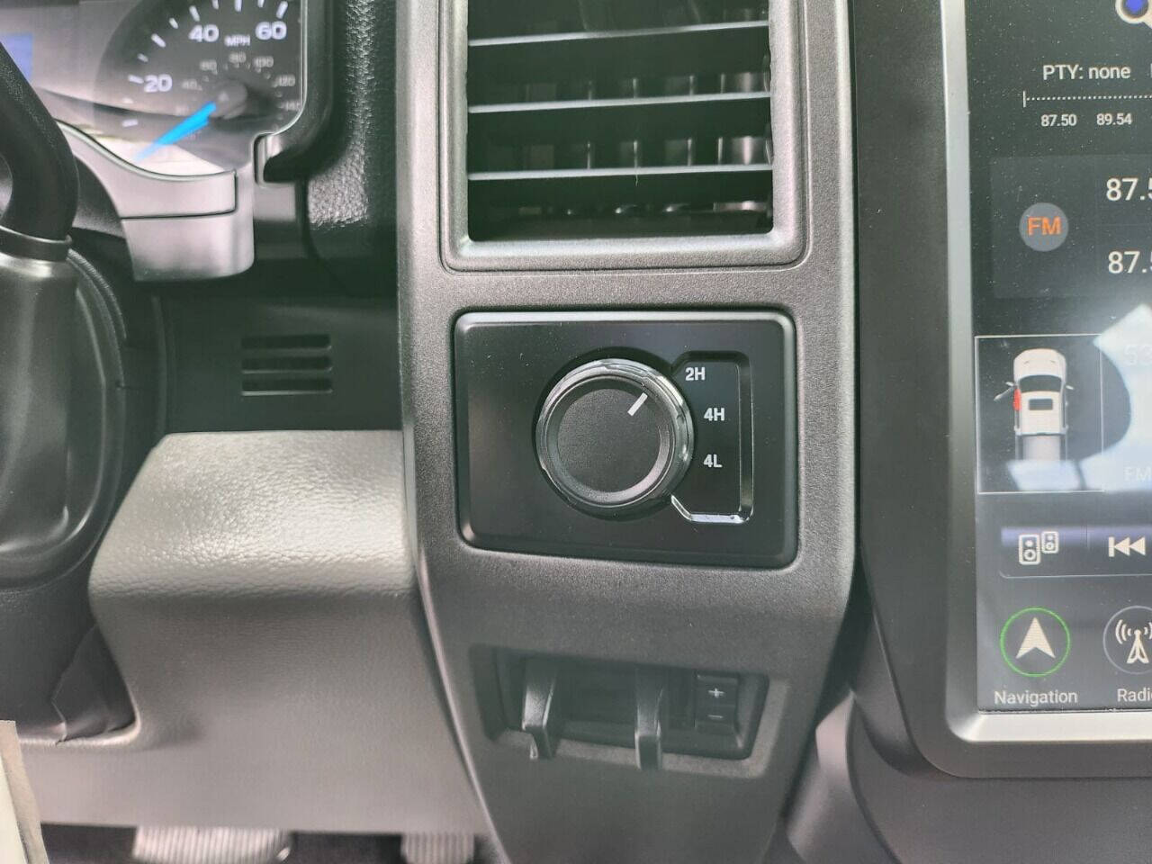 2017 FORD F-250 Pickup - $31,995