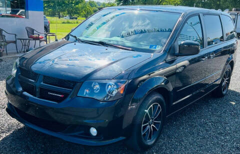 2015 Dodge Grand Caravan for sale at Gutberlet Automotive in Lowell OH