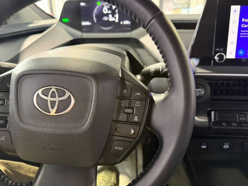 2025 Toyota Prius LE