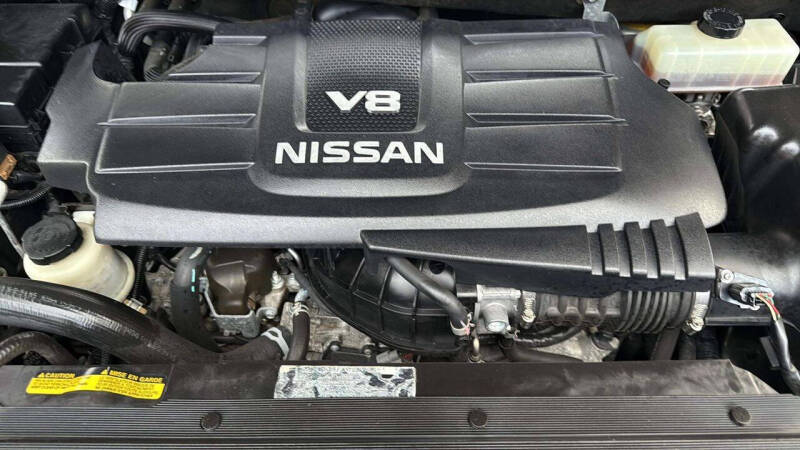 2017 Nissan Titan Platinum Reserve