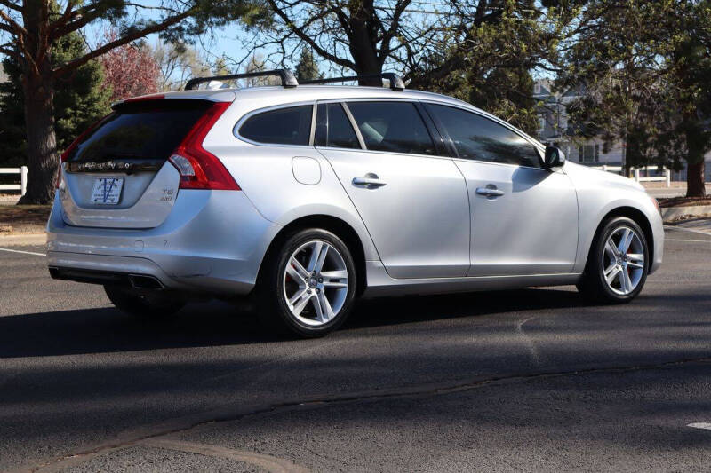 2015 Volvo V60 T5 Platinum