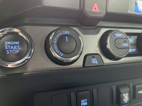 2023 Toyota Tacoma SR5 V6