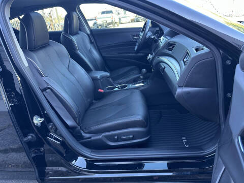 2019 Acura ILX w/Premium