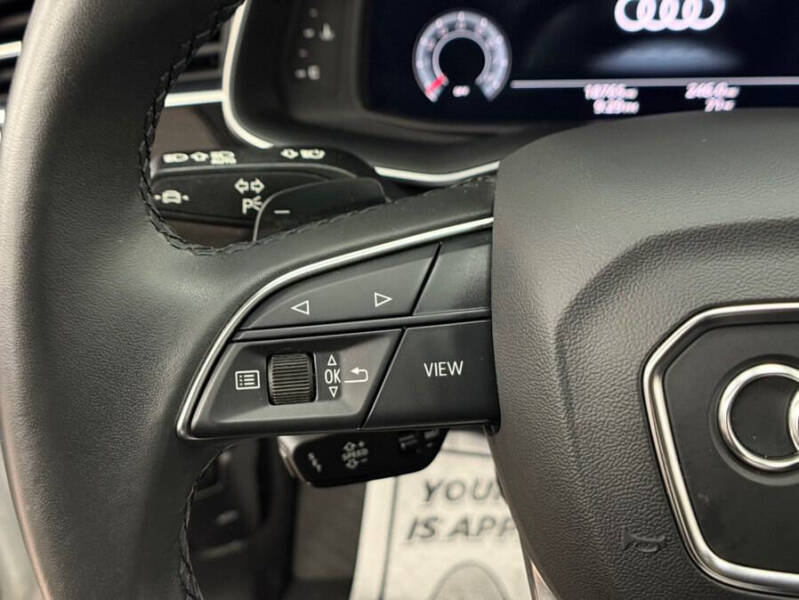 2022 Audi Q7 quattro Premium Plus 55 TFSI