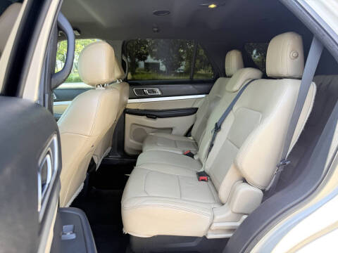 2017 Ford Explorer XLT