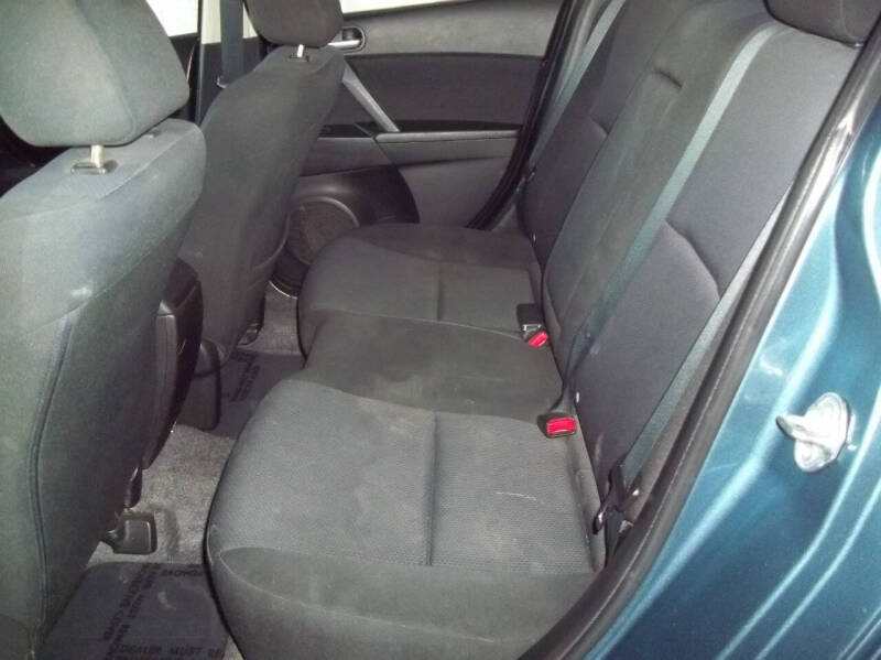 2011 Mazda MAZDA3 i Touring