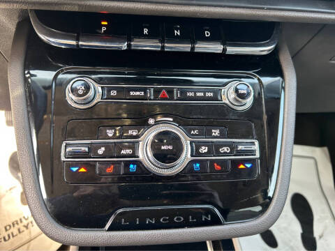 2022 Lincoln Corsair Standard