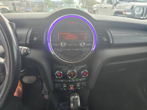 2015 MINI Hardtop 4 Door Cooper