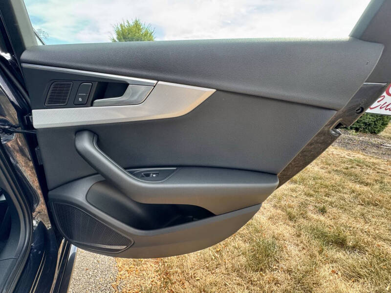 2017 Audi A4 2.0T quattro Premium Plus