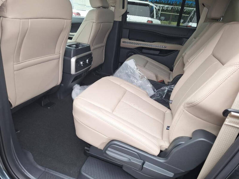 2024 Ford Expedition MAX XLT