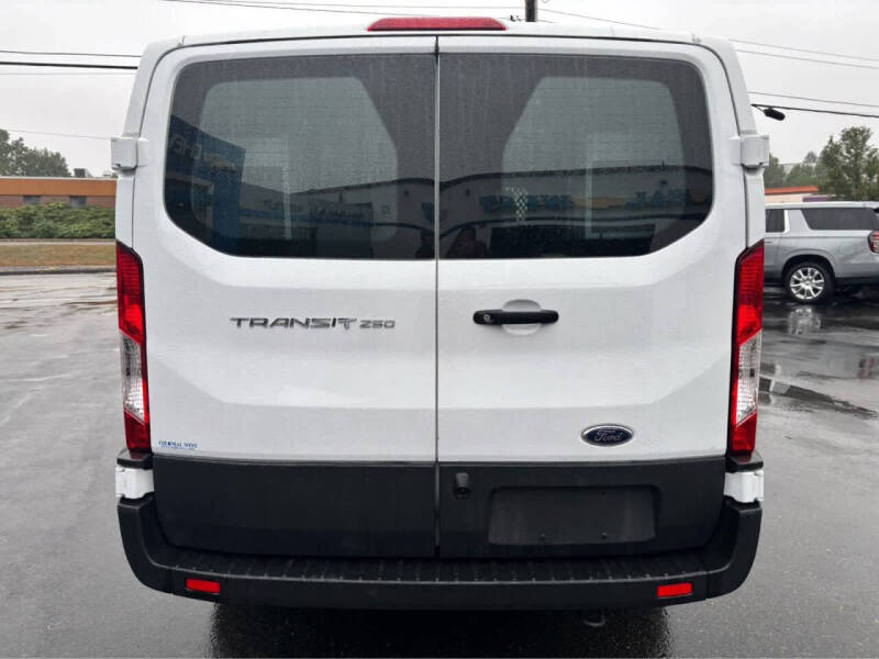 2023 Ford Transit